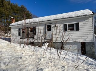 528 Trapp Rd, Auburn, ME 04210