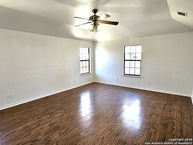 101 Santa Clara St — Photo 29