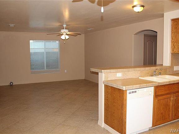 3rd image of 1832 Monterey Dr
