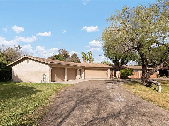 2nd image of 4015 Hobbs Dr