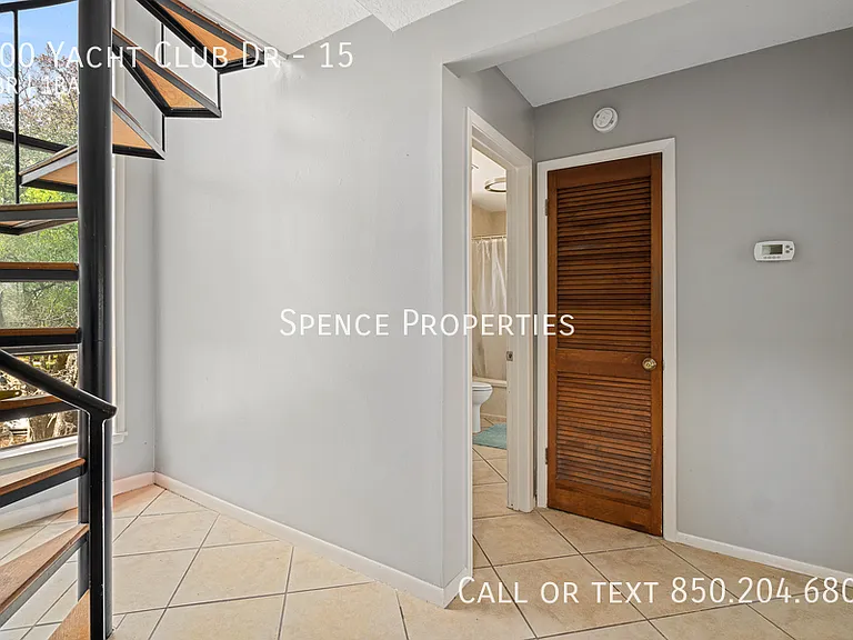 300 Yacht Club Dr #15 — Photo 6