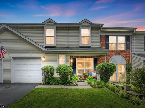 220 Learnington Way, Franklin Twp., NJ 08873