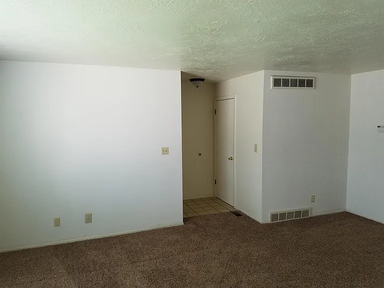 1419 W 1650 N #4 — Photo 10