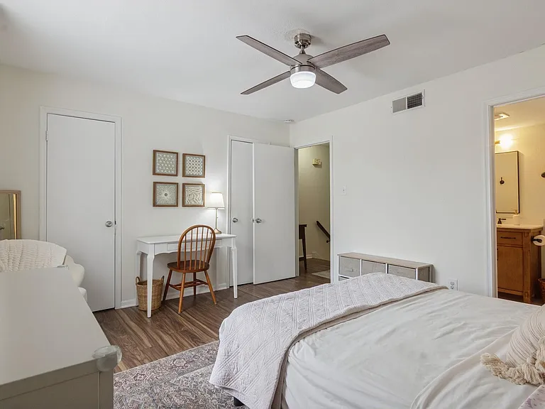 14715 Barryknoll Ln #145 — Photo 17