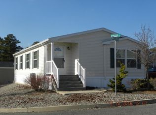 7 Maple Tree Ct, Stafford Twp, NJ 08050