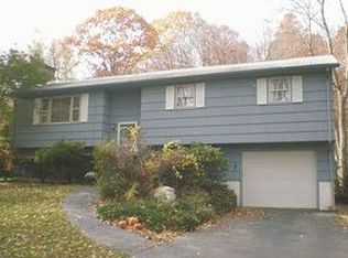 323 Carpenter Rd, Coventry, CT 06238