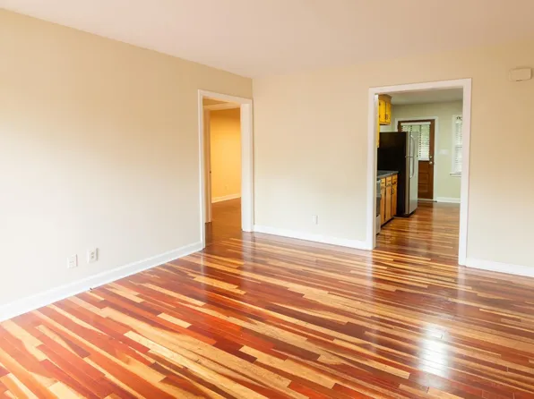 1344 Briar Creek Rd APT 15, Charlotte, NC 28205