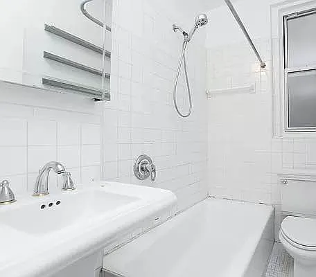 Rented by Guidance Realty Corp. | media 21