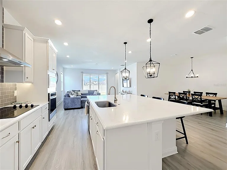 4485 Davos Dr — Photo 15