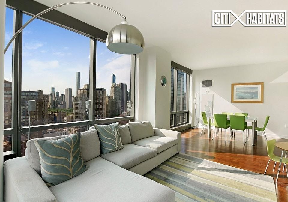1st image of 200 W 67th St APT 31G