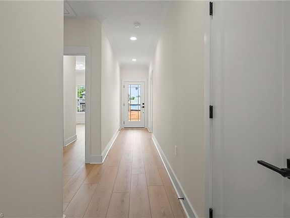 5th image of 1133 Timber Hill Dr