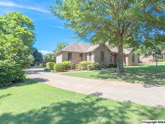 2nd image of 186 Water Oak Dr