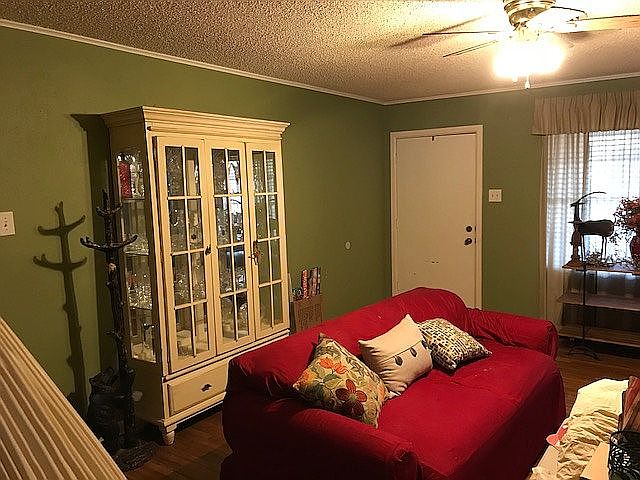 1st image of 349 Sharron Dr