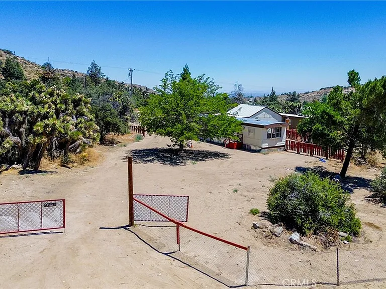 3576 Whispering Pines Rd — Photo 2