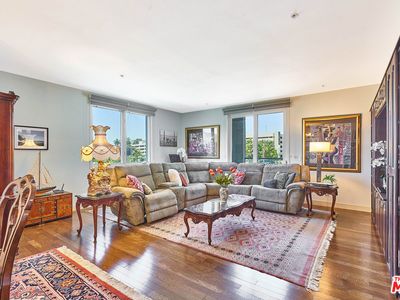 1234 Wilshire Blvd APT 207, Los Angeles, CA, 90017