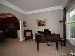 3928 Surry Place Ln, Springfield, IL 62711