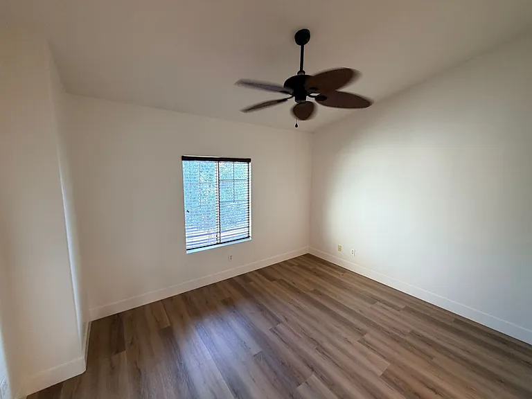 23 Tulare Dr — Photo 12