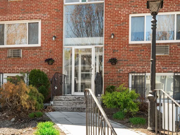 2089 Dorchester Ave APT 2, Boston, MA 02124