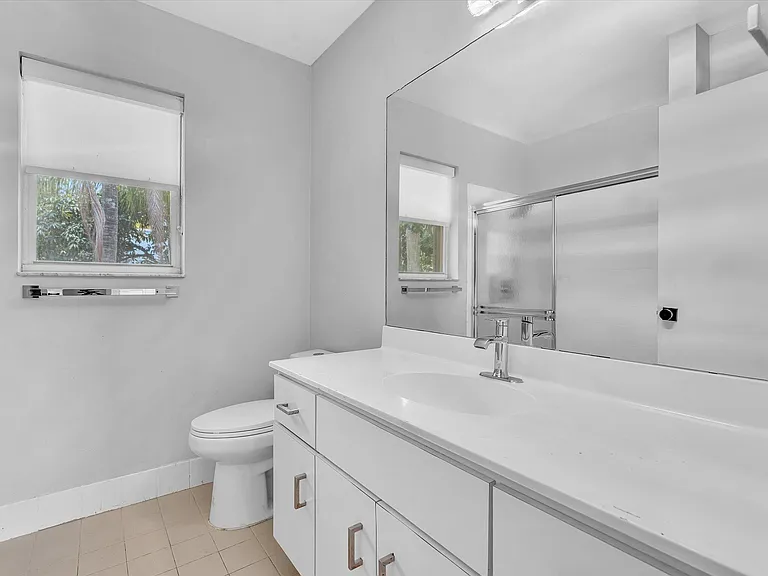 10434 NW 6th Ct — Photo 57