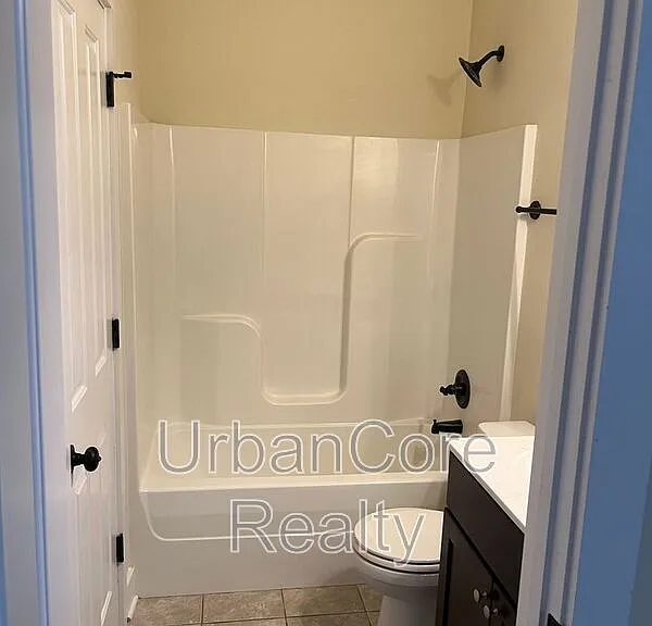 3508 E Clay St #A — Photo 5