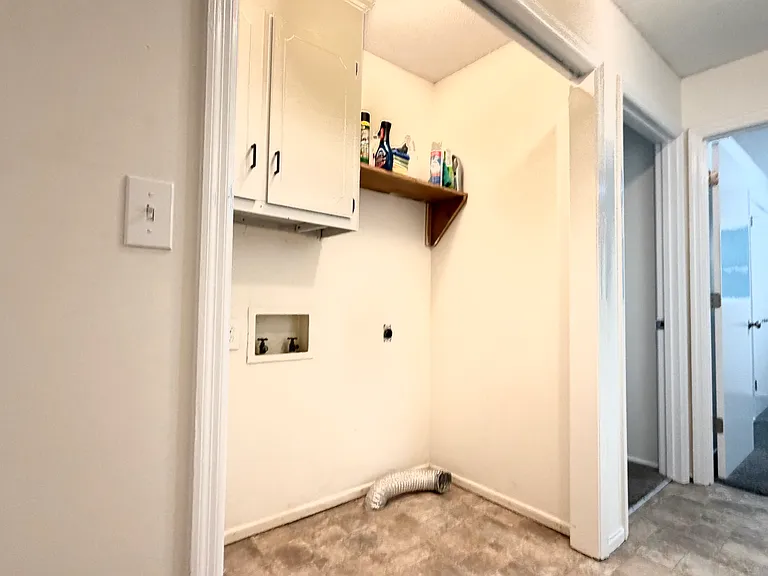 109 Craft Rd #111 — Photo 14