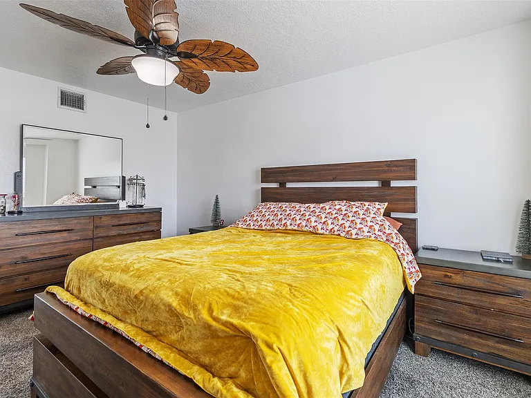 7600 Emmett F Lowry Expy #1102 — Photo 12