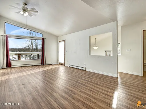 6740 Stella Pl, Anchorage, AK 99507