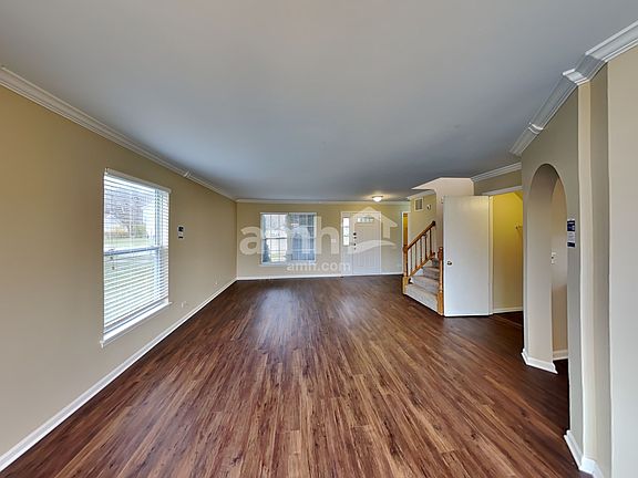 5th image of 1409 Keele Dr