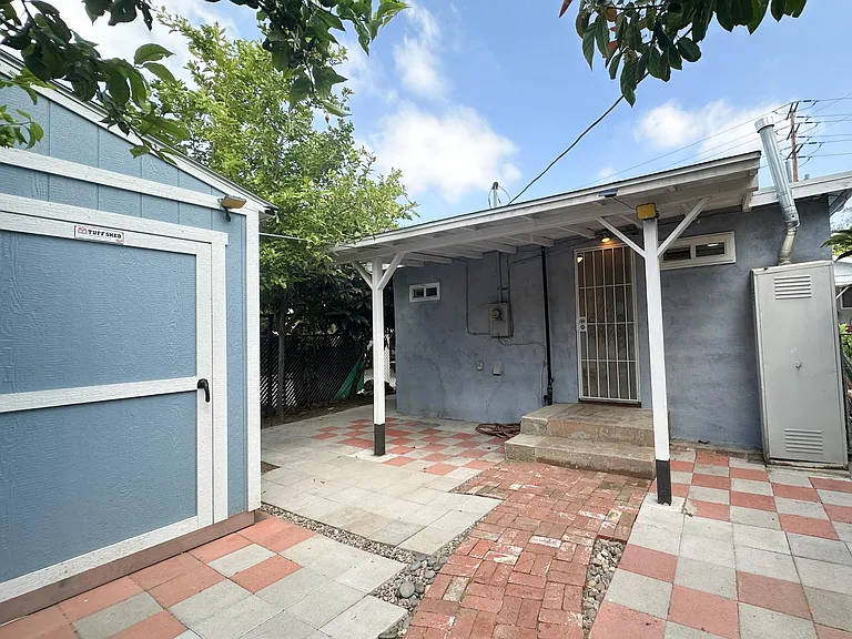 1422 Yosemite Dr — Photo 10