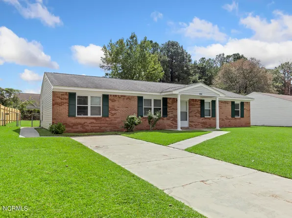 147 White Oak Boulevard, Jacksonville, NC 28546