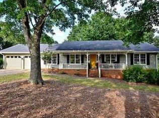 1216 Arlene Ct, Lilburn, GA 30047