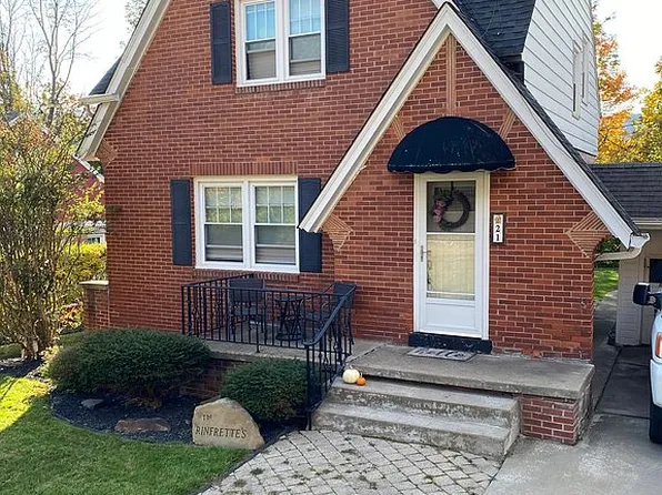 21 Vista Cir, Bradford, PA 16701