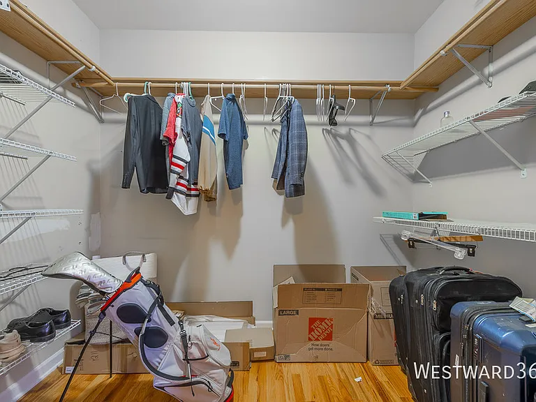 1114 W Hubbard St #2F — Photo 15