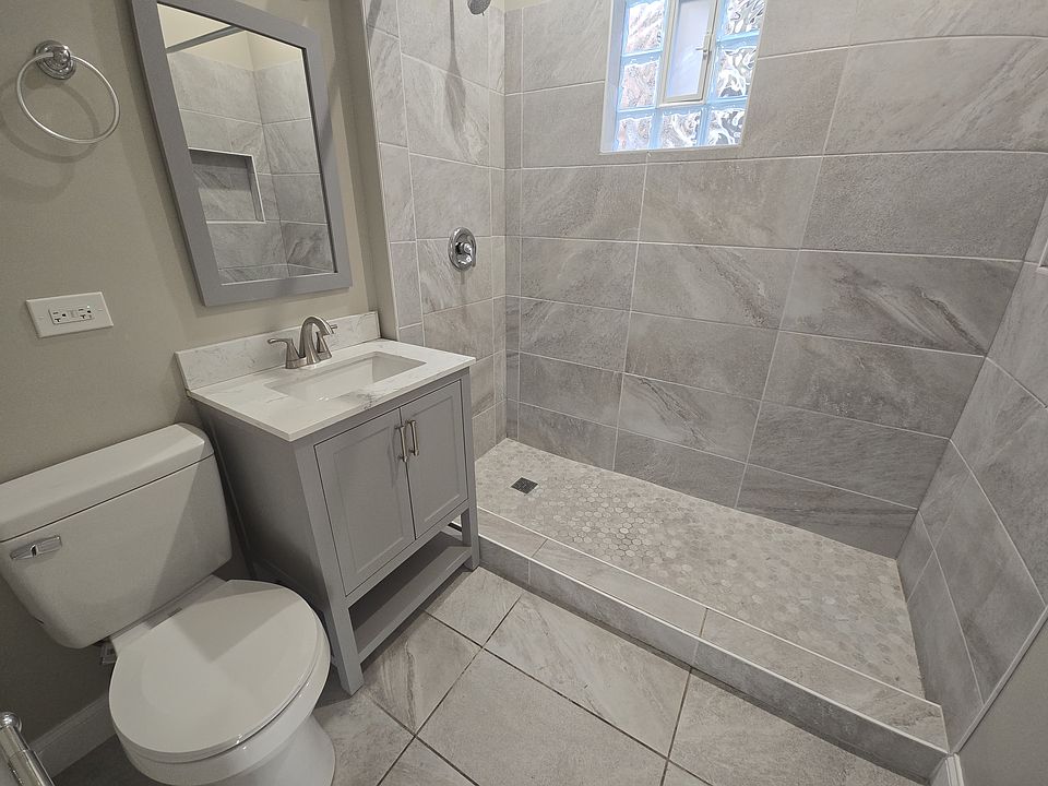 3816 W Montrose Ave Chicago IL Zillow