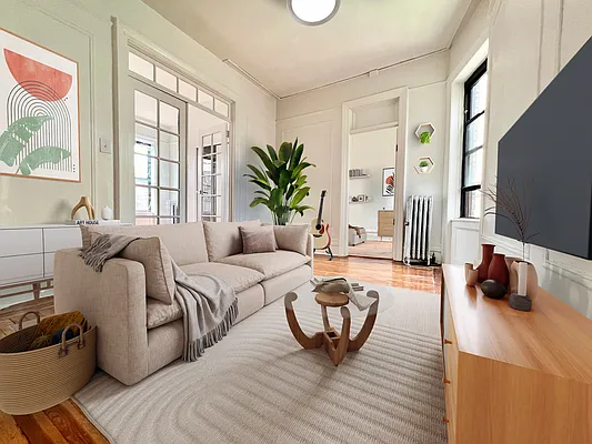 Rented by Pear NYC LLC | media 1
