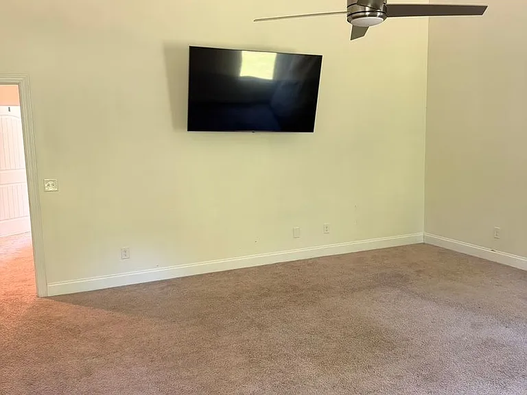 2428 Orchard Dr — Photo 28