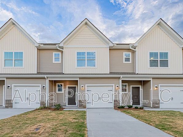 27 Apricot Ln