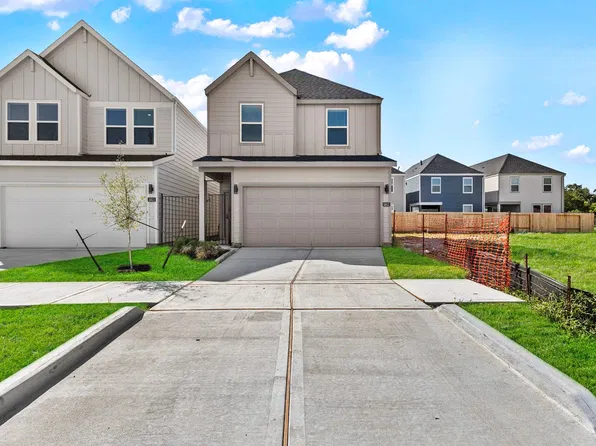 5813 Burt St, Houston, TX 77091