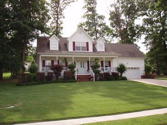 1st image of 160 Benwood Trl NE