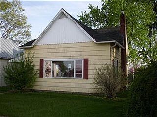 2nd image of 330 E Main St