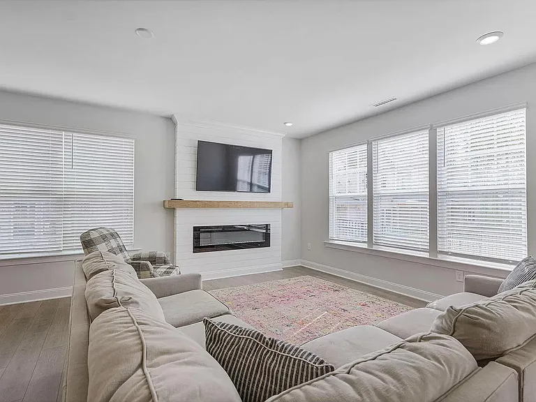 120 Tuttle Trl — Photo 9
