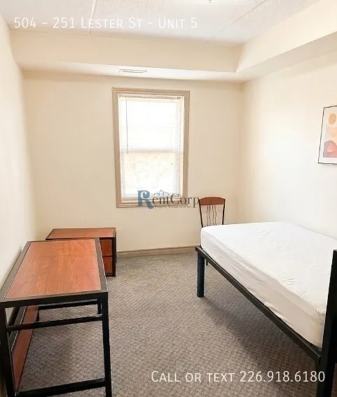 504 Lester St #5 — Photo 6