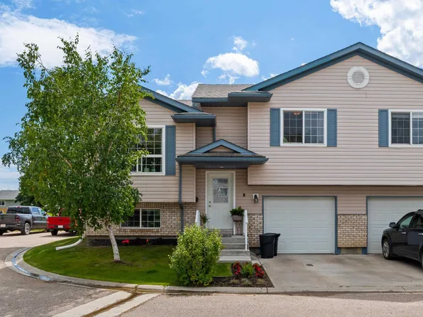 6506 47th St #9, Cold Lake, AB T9M 0C5