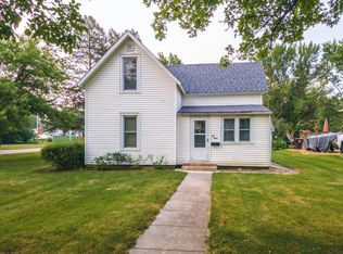 211 E 6th St, Gridley, IL 61744