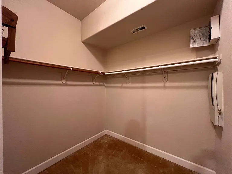 10880 Pentwater Dr — Photo 31