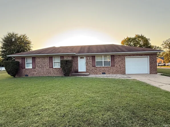 2811 Terri Ln, Newburgh, IN 47630