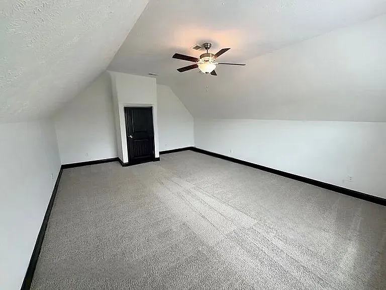 297 Fieldstone Ln #9B — Photo 7