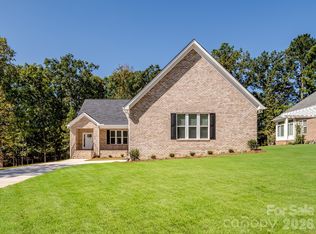 1036 Lyndon Dr, Lancaster, SC 29720