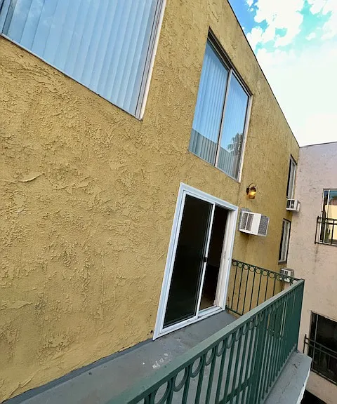 La Jolla Courtyard — Photo 52