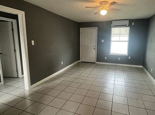 5106 Wipprecht St APT 3, Houston, TX 77026